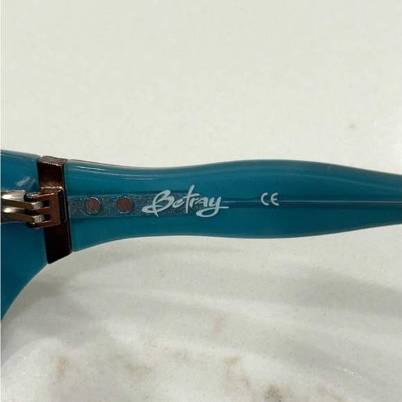Oakley Betray Brown Tortoise Shell & Turquoise Sunglasses main image 4